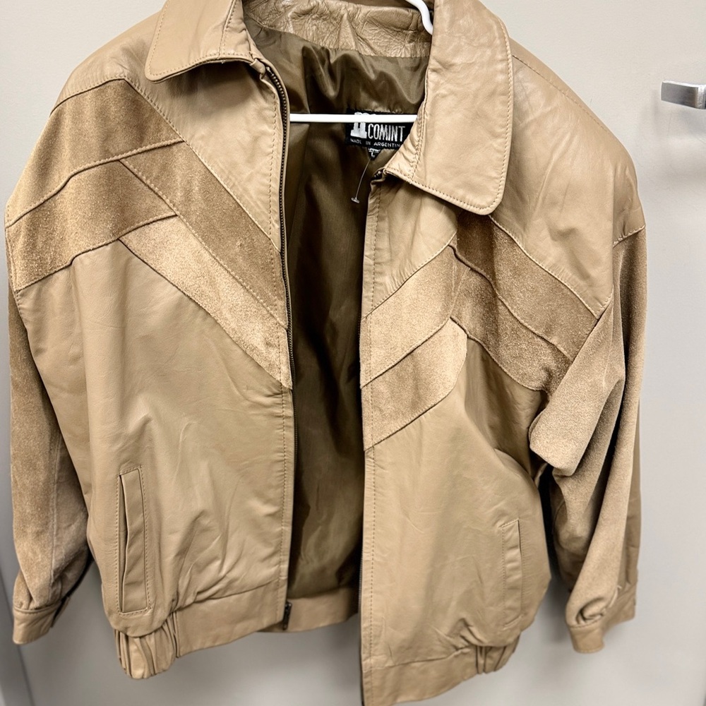 Vintage Comint brand bomber jacket made from genuine leather and suede.